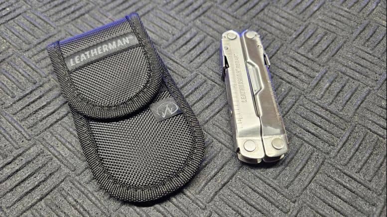 pince multifonction Leatherman Rebar