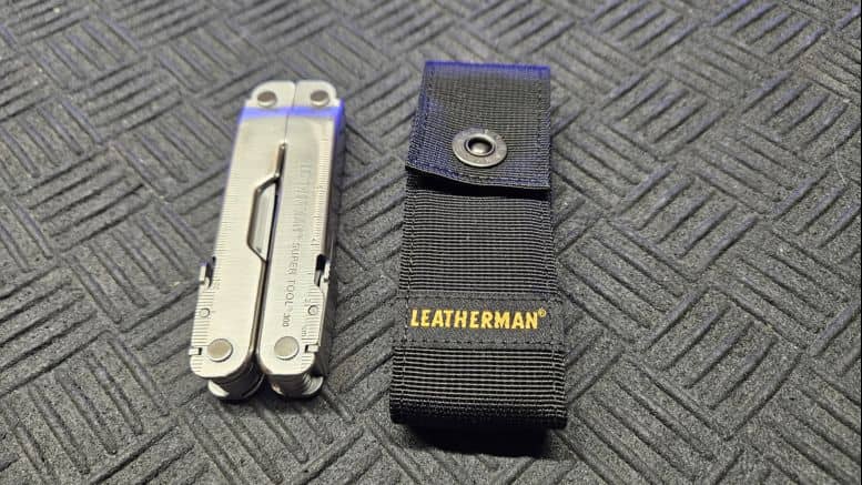 pince multifonction Leatherman Supertool 300