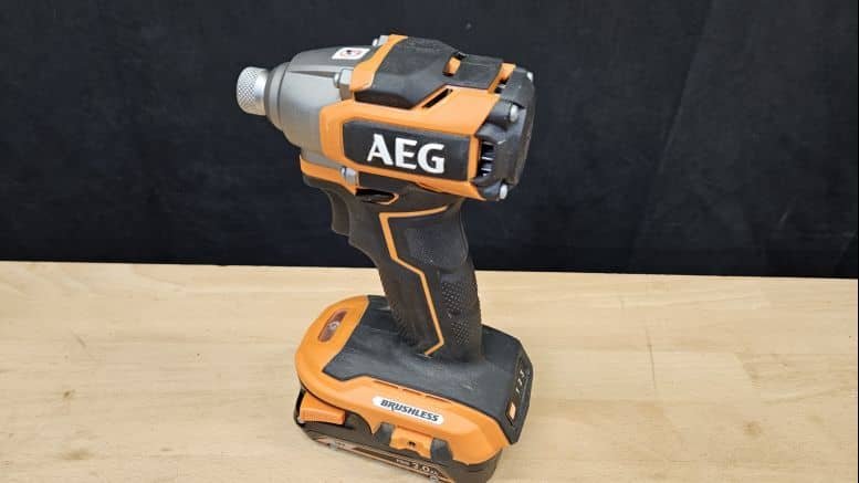 visseuse à choc AEG BSS 18SBL