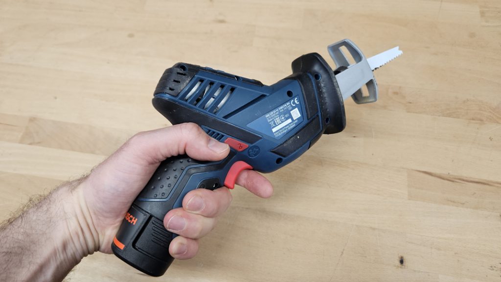 mini scie sabre Bosch Pro GSA 12V 14