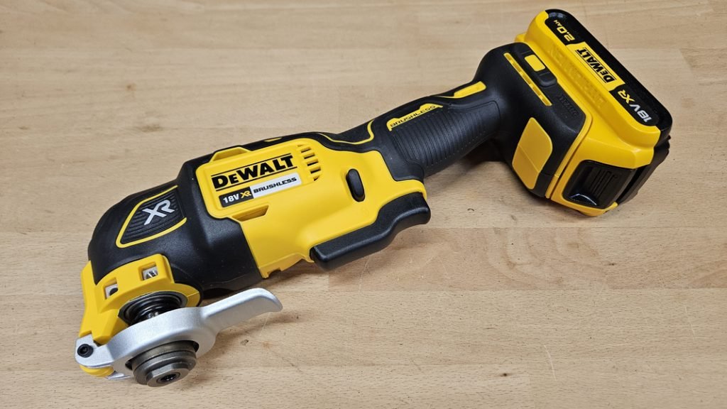 outil multifonction Dewalt DCS355