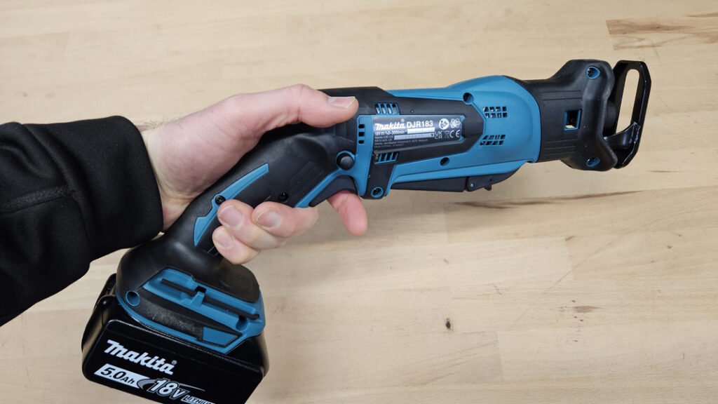 scie sabre Makita DJR183Z