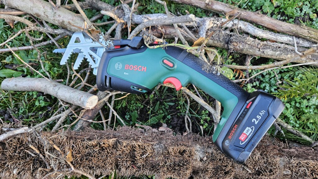 mini scie sabre Bosch Keo